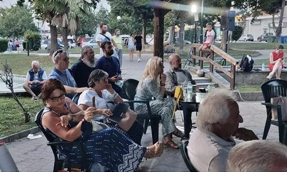 Καβάλα: Ούτε λεωφορείο δεν γέμιζαν οι συγκεντρωμένοι οπαδοί του ΣΥΡΙΖΑ